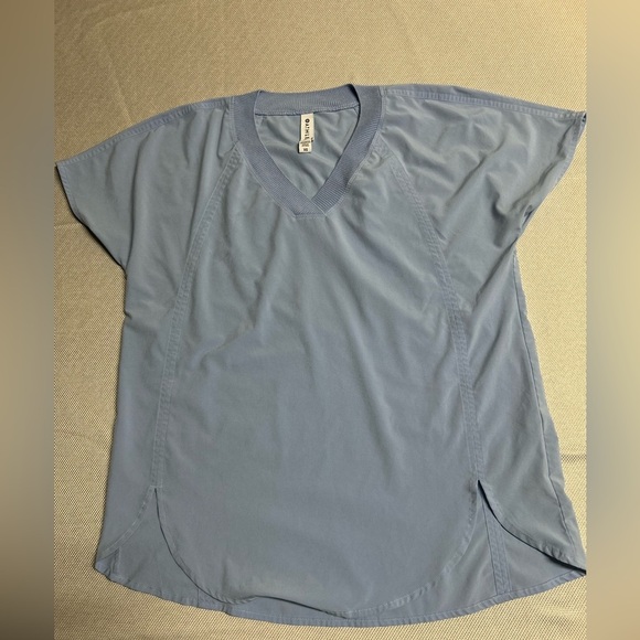 Athleta Women’s XS V-Neck Top Shirt Short Sleeve Pullover Stretch Mauve Light - Picture 4 of 10